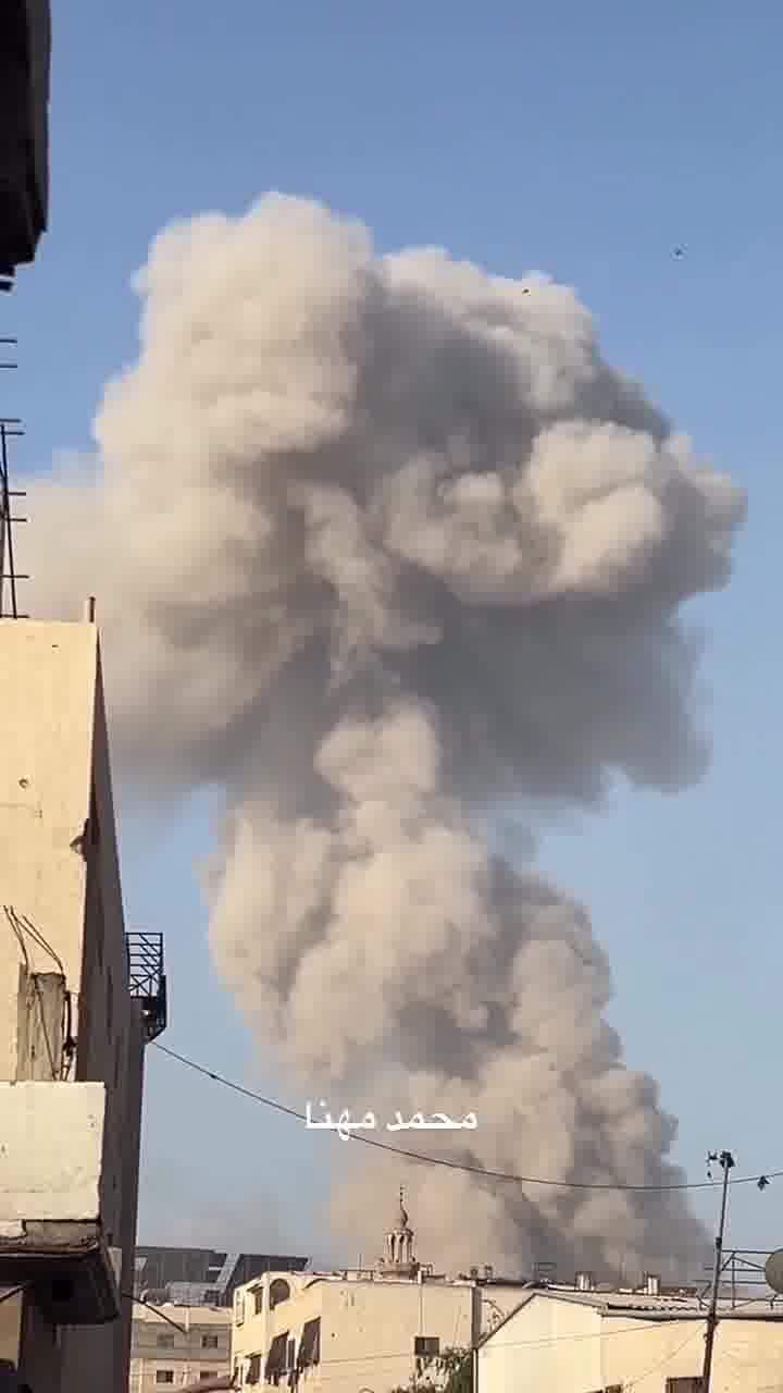 Reports in Gaza City that the Israeli army blew up booby-trapped APCs