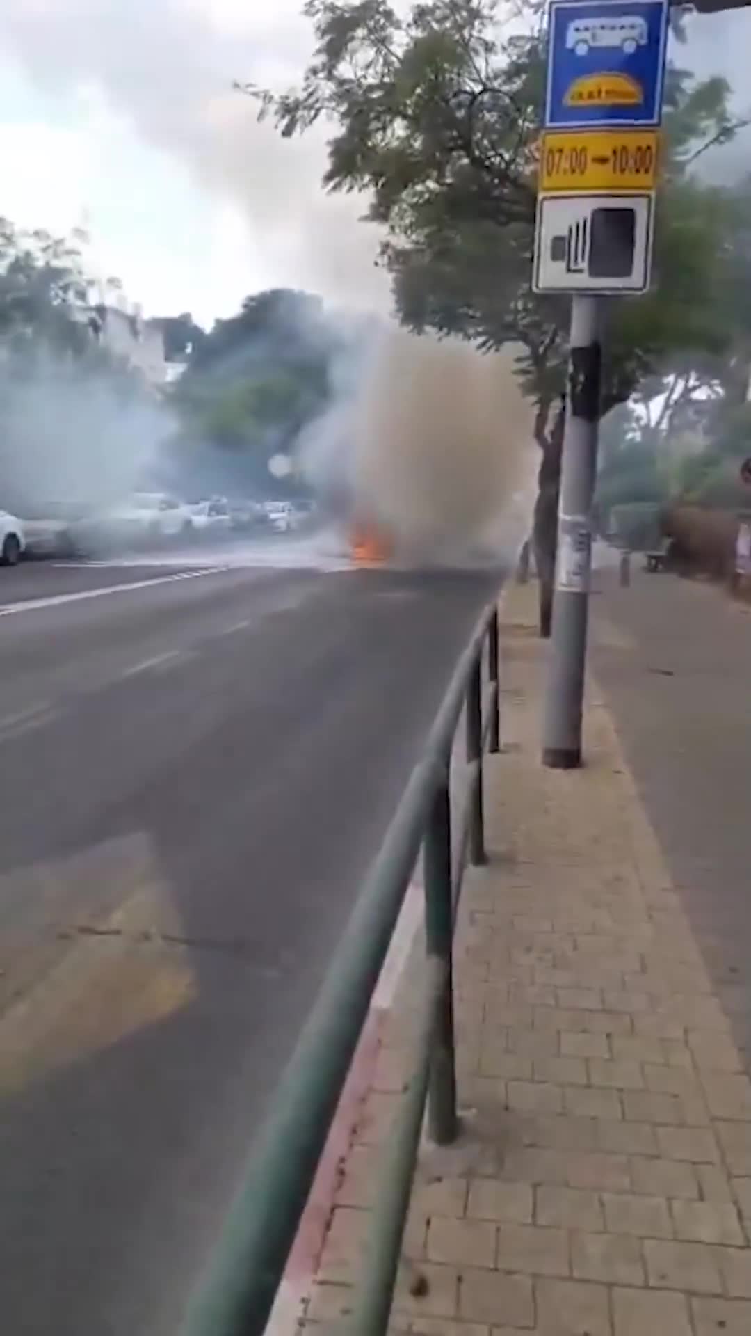 Channel 12 Israel: Car explosion in Tel Aviv, casualties reported