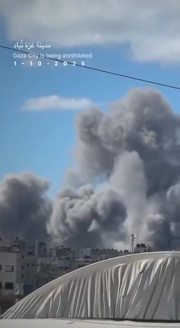 Video of non-stop airstrikes on Gaza City