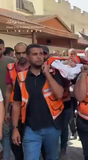 Video of non-stop airstrikes on Gaza City