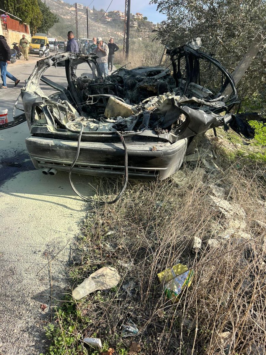 معلومات أولية عن استهداف سيارة في القنيطرة قضاء صيدا وكان في داخلها ثلاثة اشخاص