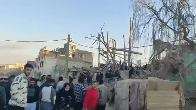 A police station in Sanandaj (Sena) was flattened in an Israeli / US airstrike this morning