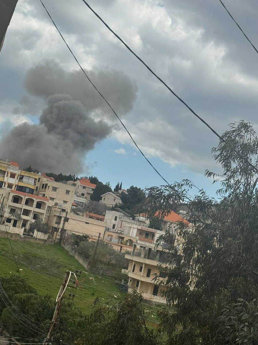 A raid targets the city of Bint Jbeil