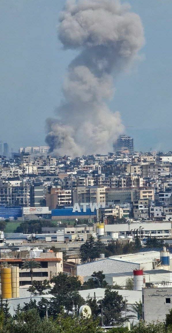 Image shows a new raid on Beirut's southern suburbs