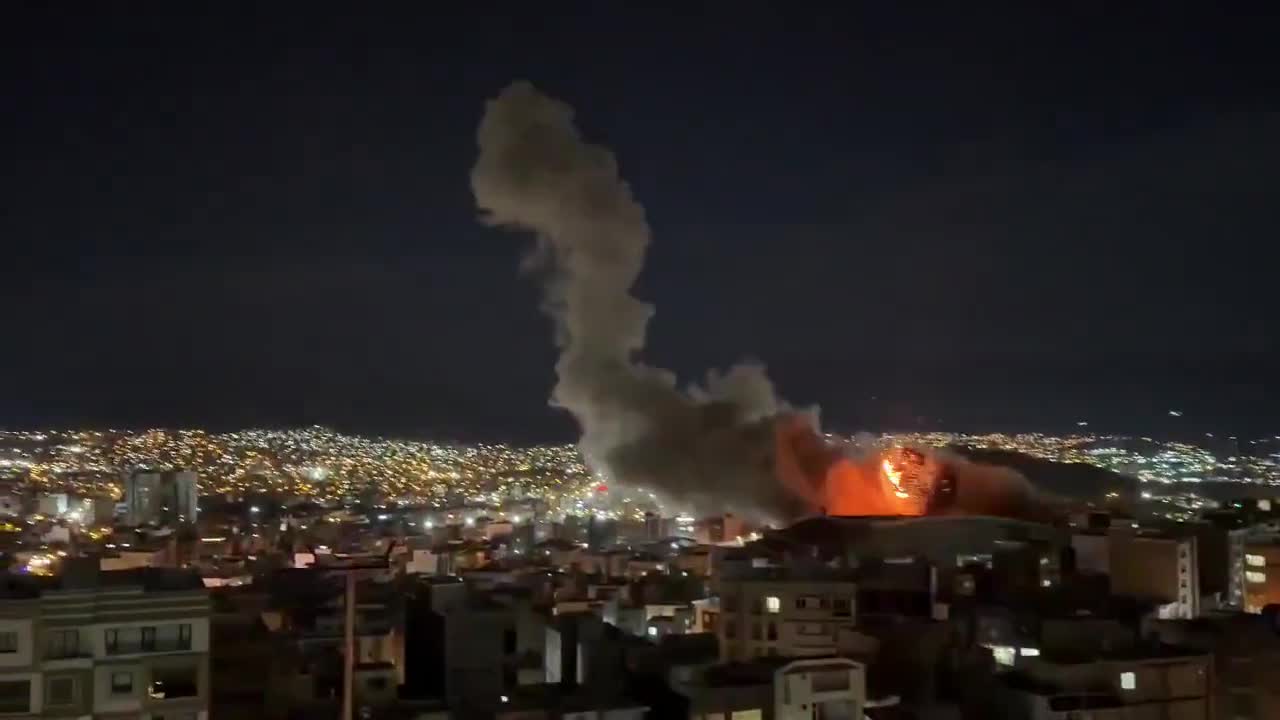 Minutes ago, at 02:15 a.m. local time, the state broadcasting complex in Sanandaj/Sine, Kurdistan Region in Iran, was struck by a missile during a U.S.–Israeli airstrike. The blast was so powerful that windows in several residential homes in nearby neighborhoods were shattered