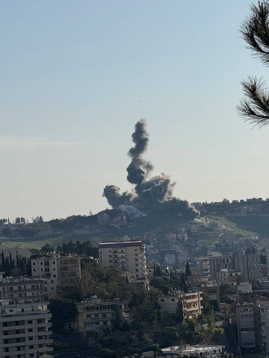 Aircraft launch raid on Al-Maqasid neighborhood in Nabatieh, southern Lebanon