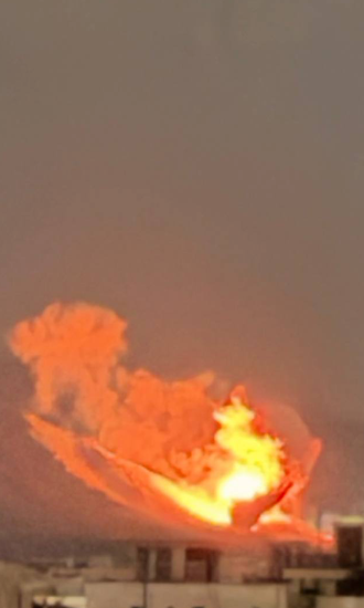 Esplosione nella zona orientale di Teheran, nei pressi di Qasr E Firuzeh 2, che ospita diversi quartier generali dell'AD, tra cui un tunnel dell'ADOC. Provincia di Teheran, Iran.