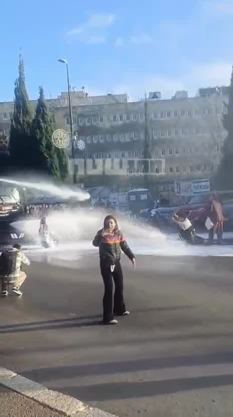 Hundreds protested outside the Knesset against the death penalty law for terrorists, riot police dispersed them