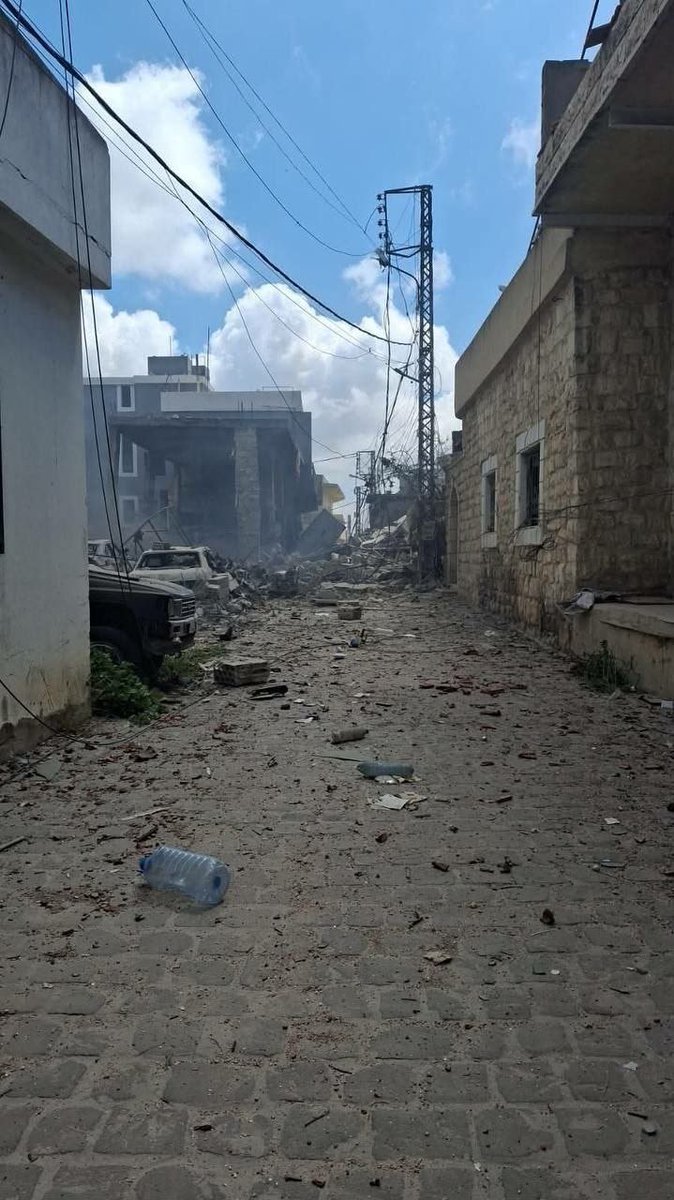 Israeli airstrike targets the town of Tibnin in southern Lebanon