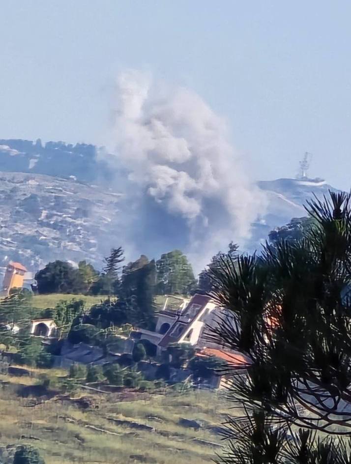 Images of airstrikes that targeted the towns of Zawtar al-Sharqiyah, Yahmar al-Shaqif, Kafr Rumman, Labaya, and Yater in southern Lebanon