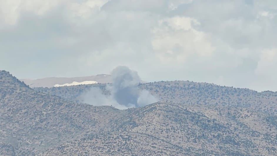 Israeli warplanes launched an airstrike on the outskirts of Halabta town in the northern Bekaa Valley.