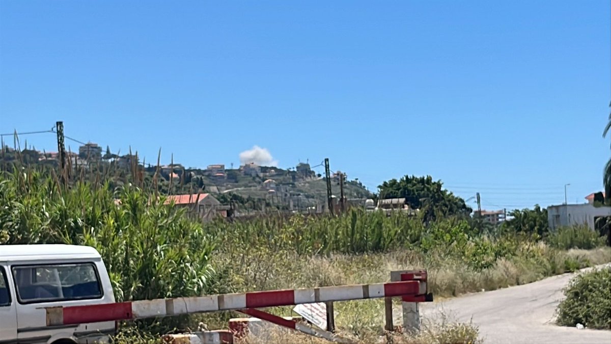 An Israeli airstrike targeted the town of Al-Saksakiyah.