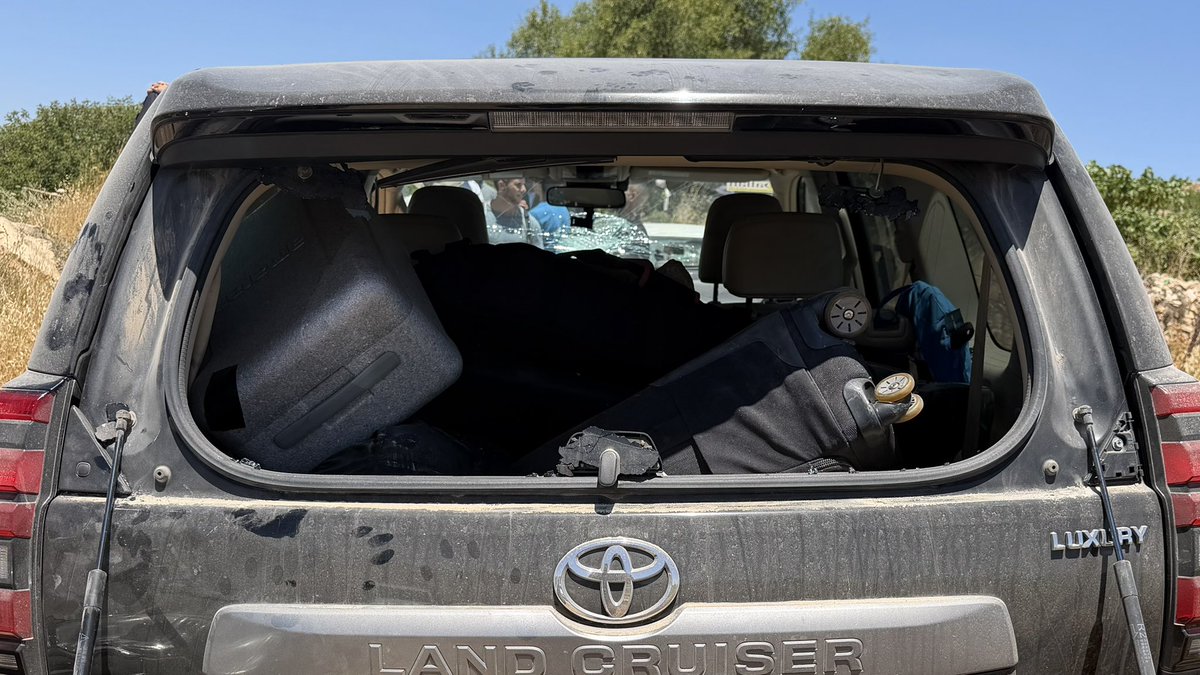 CNN: While reporting from Halhul today in the occupied West Bank, Israeli settlers severely damaged our vehicle and those of several Palestinians, smashing windows & puncturing tires. Thankfully, no one was in the vehicles. We won't be deterred from continuing to report on this story