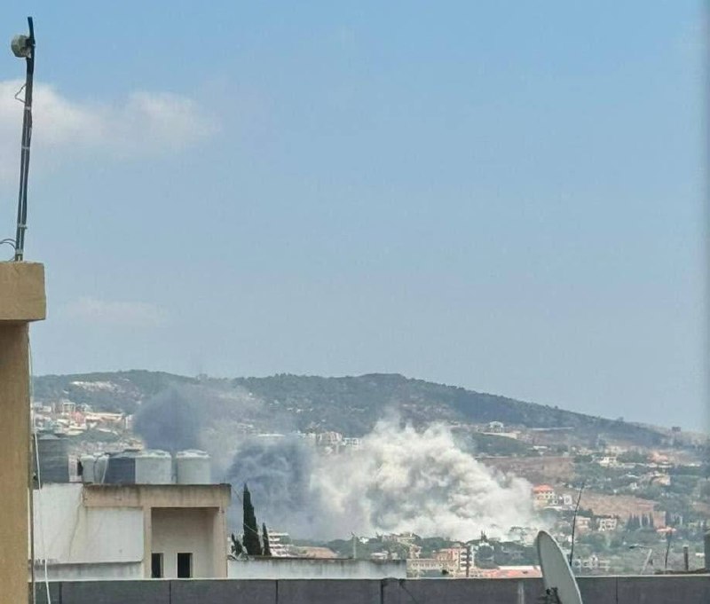 Reports in Lebanon of an Israeli air force attack on the town of Nabatiya al-Fawaqa, near the Ali Taher ridge