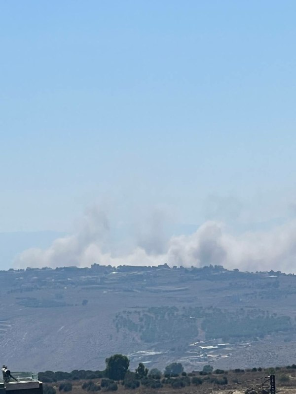 Israeli bombing in the town of Mays al-Jabal