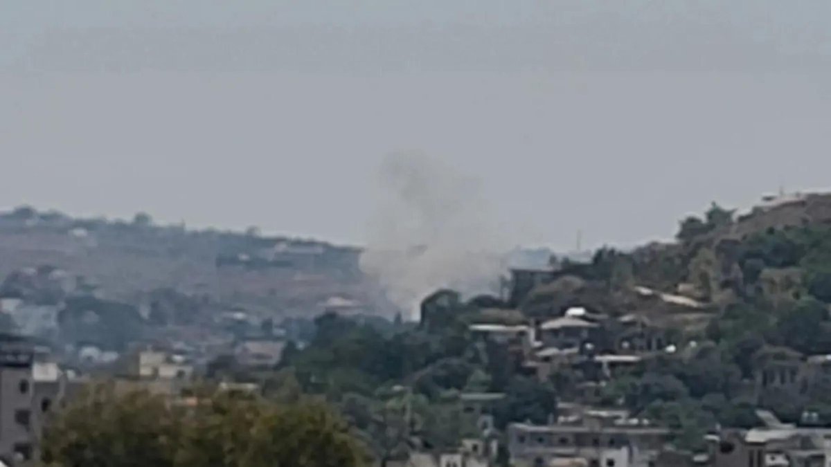 An Israeli airstrike targeted the town of Nabatieh al-Fawqa.