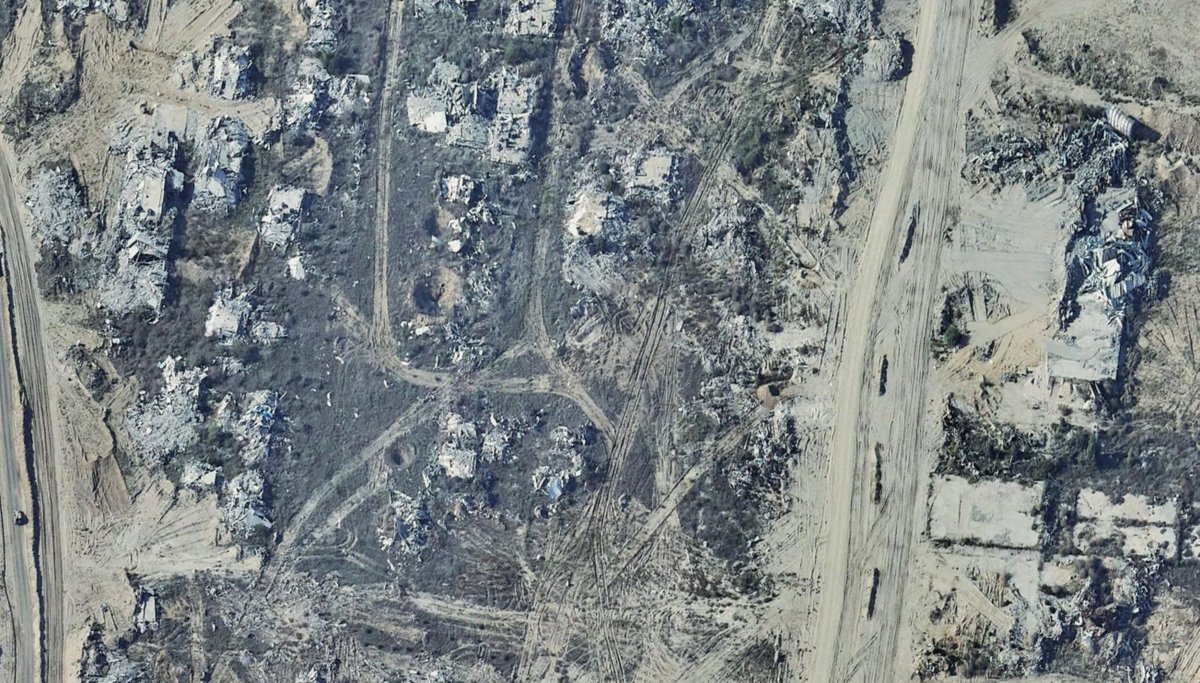 Google has now added extensive high-resolution satellite imagery from early 2026 across most of southern Gaza. A total of 235km² from Jan (99 km²) and Feb (137 km²)